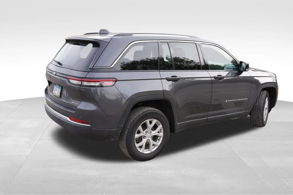 Certified Used 2023 Gray Jeep Limited image 3