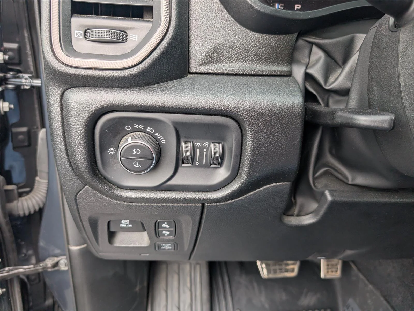 Used 2025 Forged Blue Metallic Ram RHO image 28