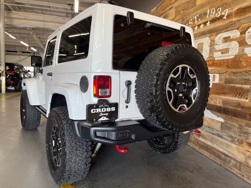 Used 2017 Bright White Clearcoat Jeep Rubicon image 19