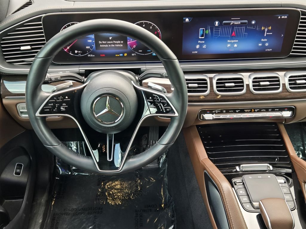 Certified Used 2024  Mercedes-Benz GLS 450 image 23