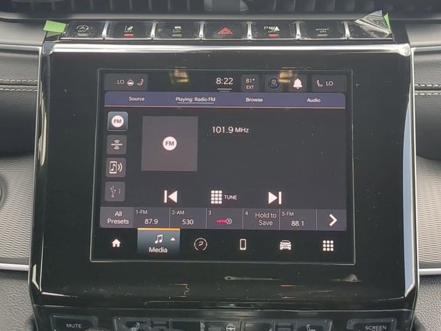 New 2026 Silver Zynith Exterior Paint Jeep Laredo X image 21