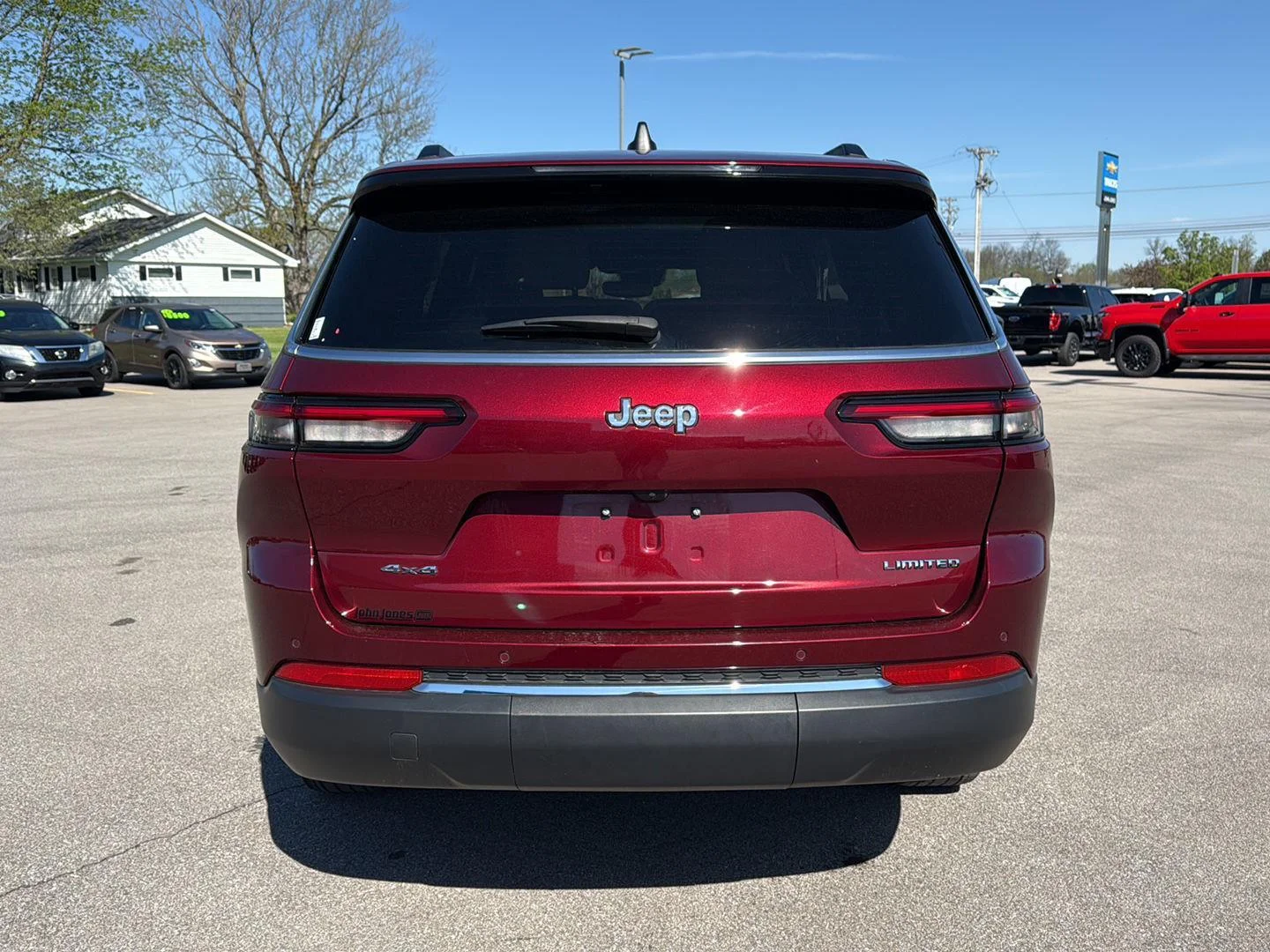 Used 2023 Velvet Red Pearlcoat Jeep Limited image 16