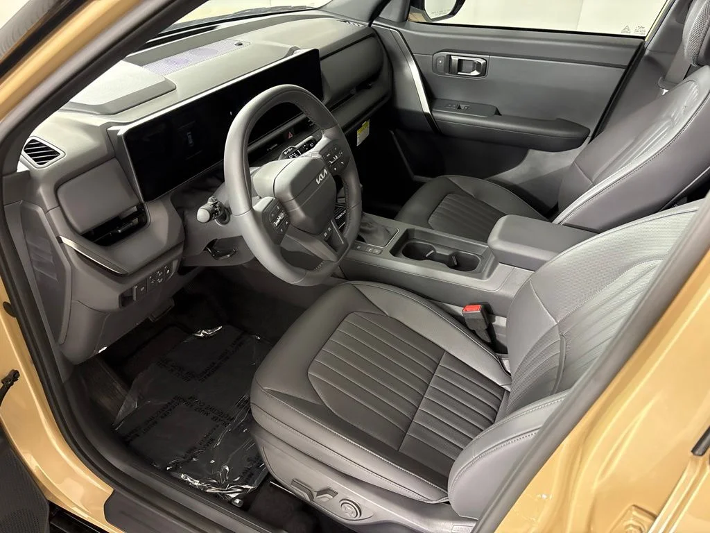 New 2027 Terrain Brown Kia X-Line S image 27