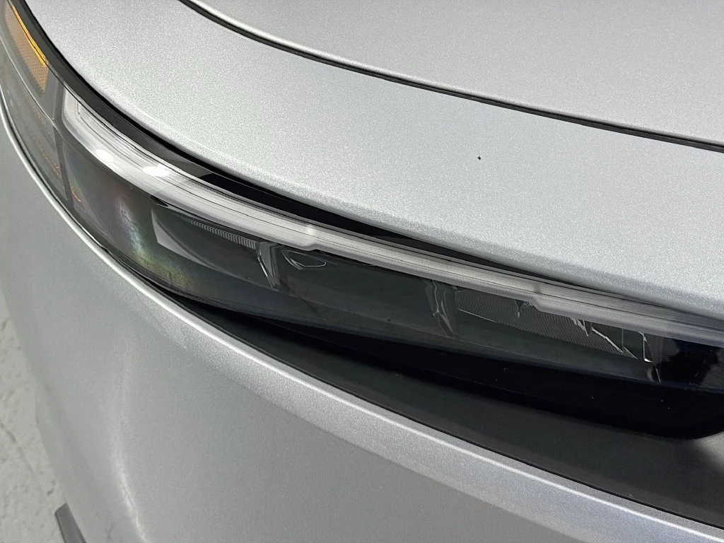 New 2026 Solar Silver Metallic Honda SE image 11