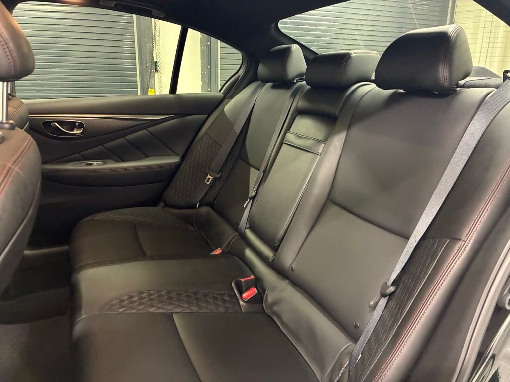 Used 2024 Black INFINITI Red Sport 400 image 31