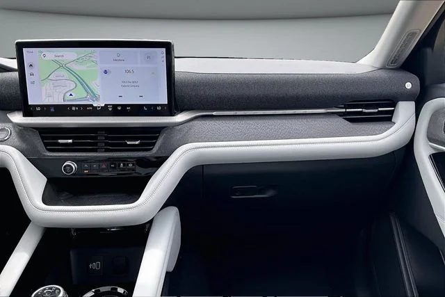 New 2026 Black Ford Platinum image 6