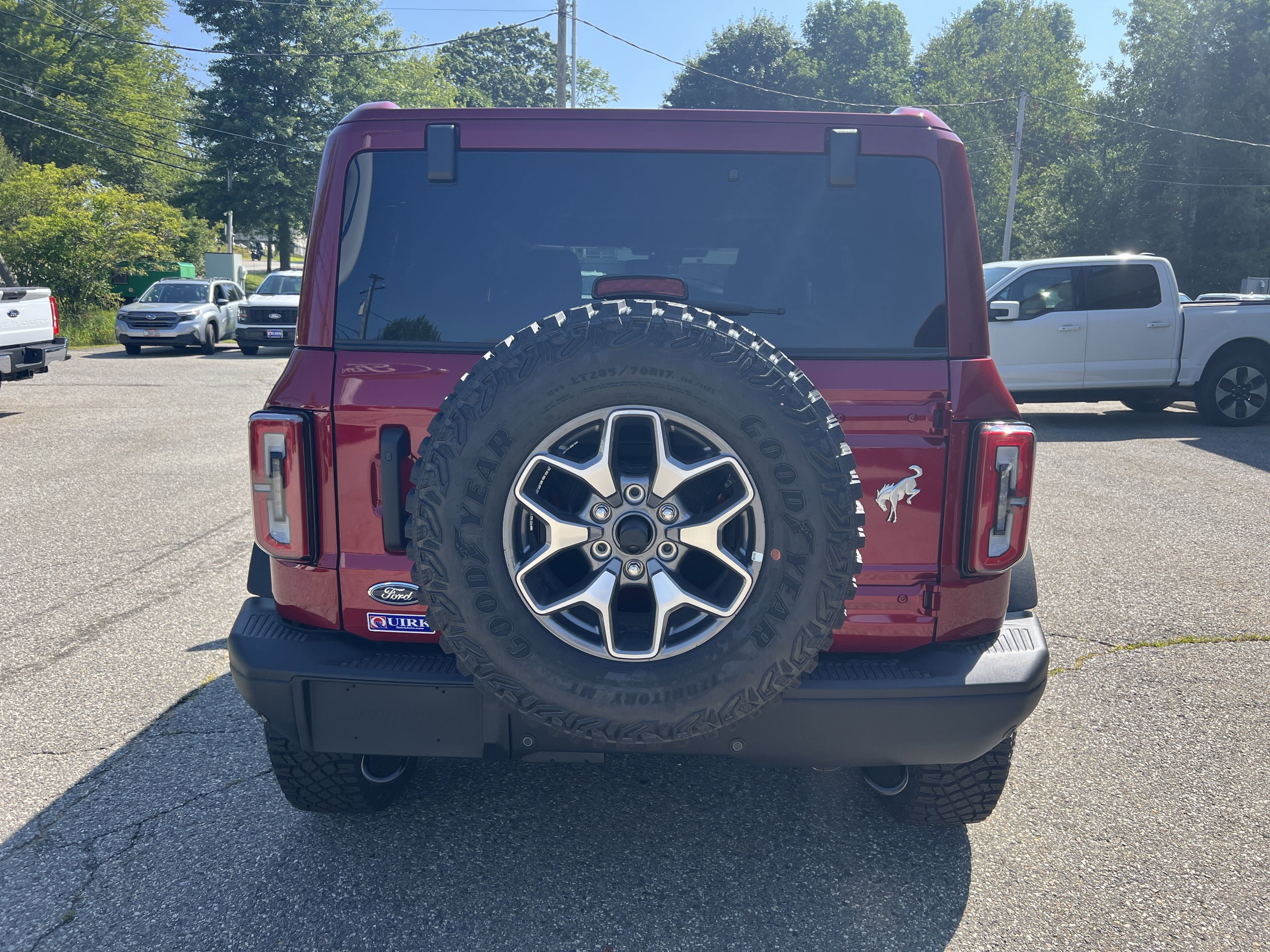 New 2025 Ruby Red Metallic Tinted Clearcoat Ford Badlands® image 6