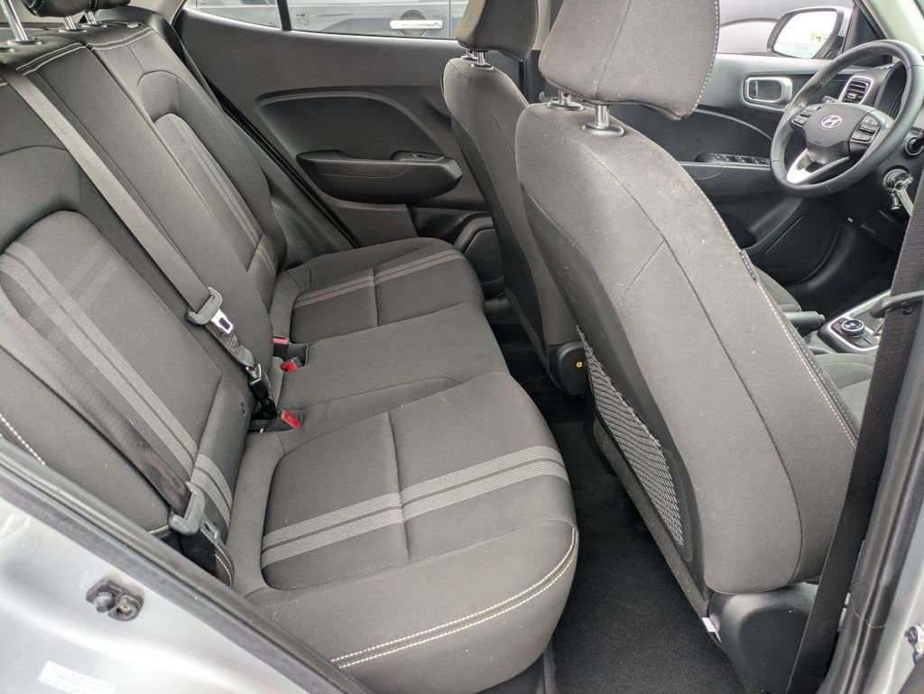 Used 2023 Silver Hyundai SEL image 23