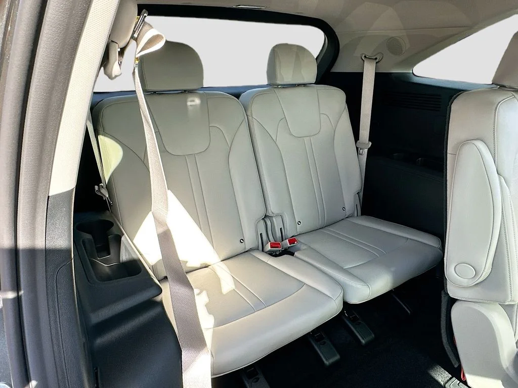 New 2026 Interstellar Gray Kia EX image 28