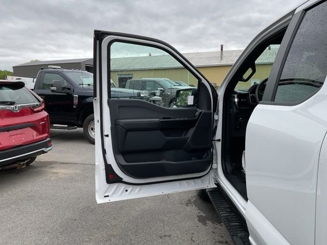 Used 2021 White Ford XL image 26