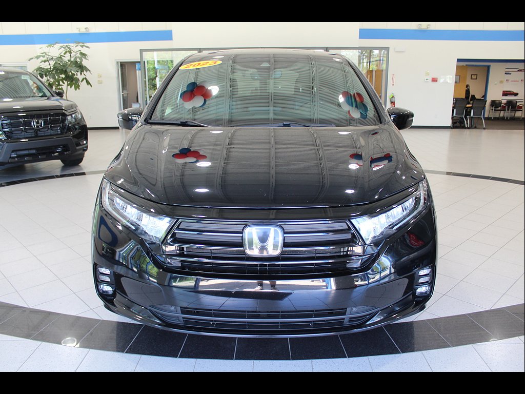 Used 2023 Crystal Black Pearl Honda Sport image 2