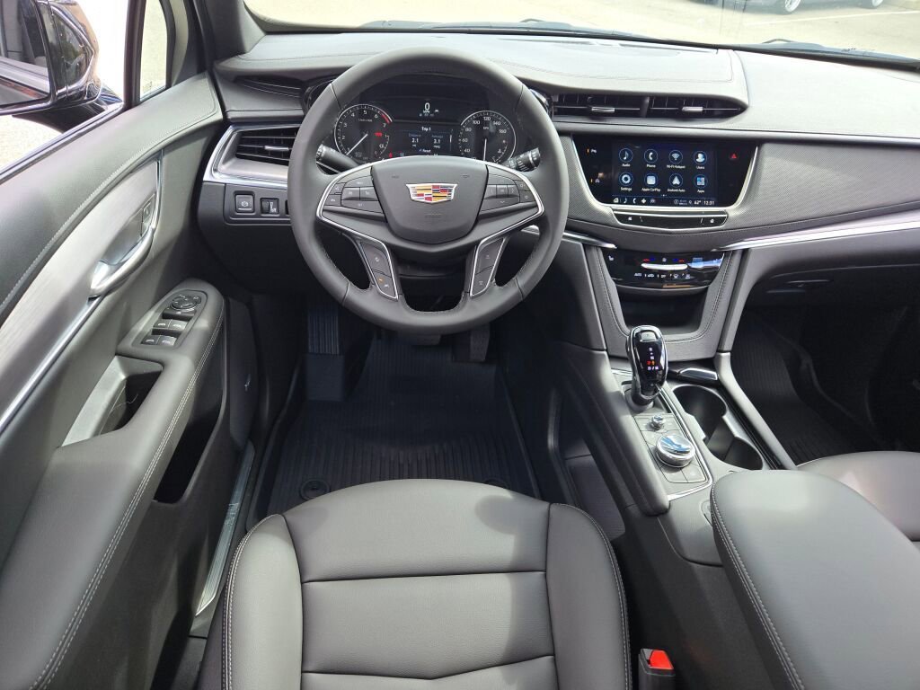 2025 Cadillac XT5 Luxury - Photo 17