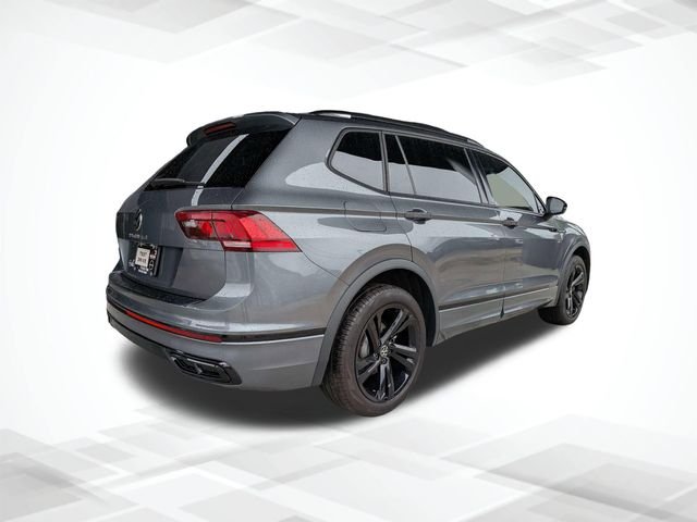 Used 2024 Gray Volkswagen 2.0T SE R-Line Black image 4