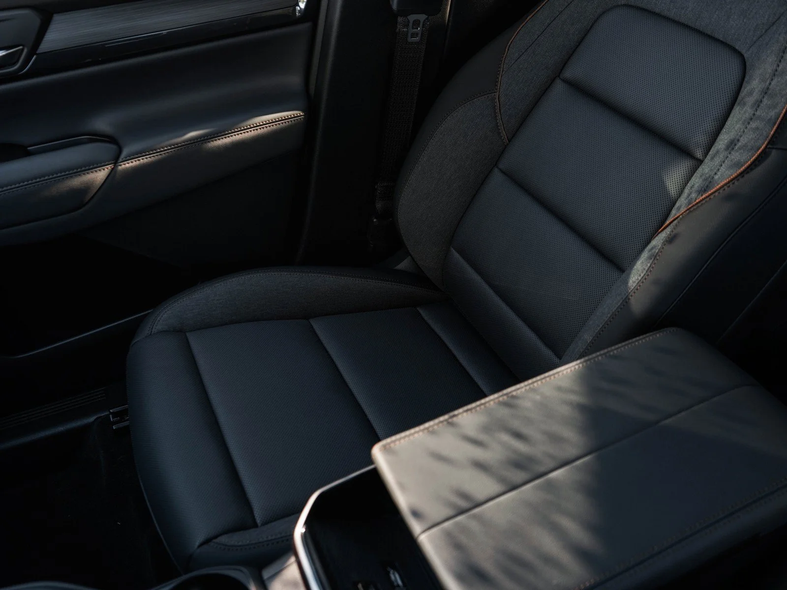 2027 GMC Terrain AT4 - Photo 26