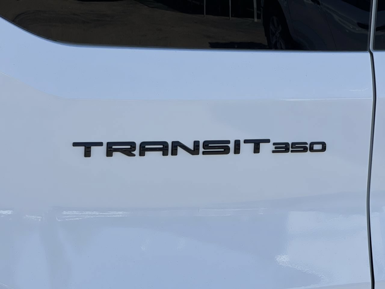 New 2026 Oxford White Ford XLT image 8