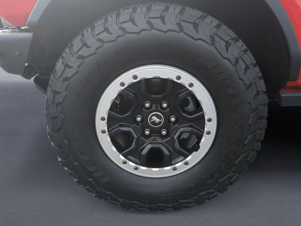 Used 2023 Race Red Ford Badlands image 11