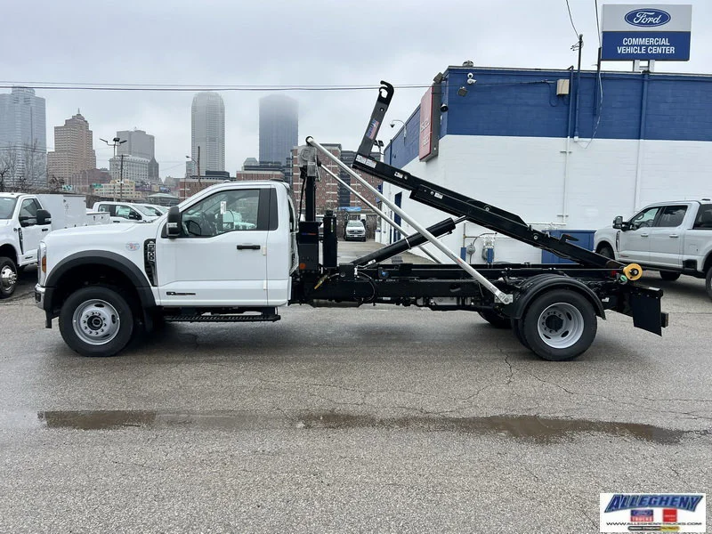 2025 Ford F-600 XL 4x4 Regular Cab 205-In DRW's photo