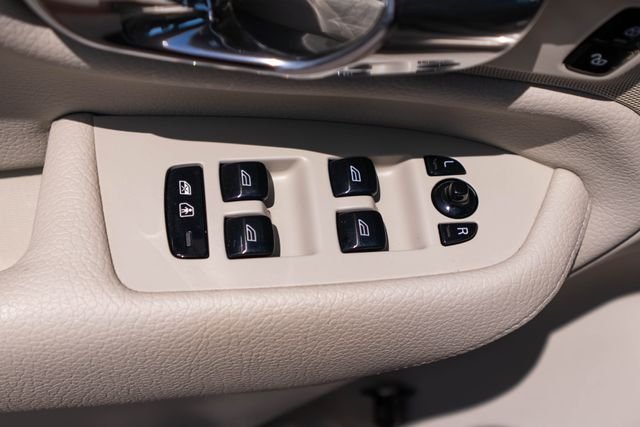 Used 2016 Sand Metallic Volvo T6 Momentum image 21