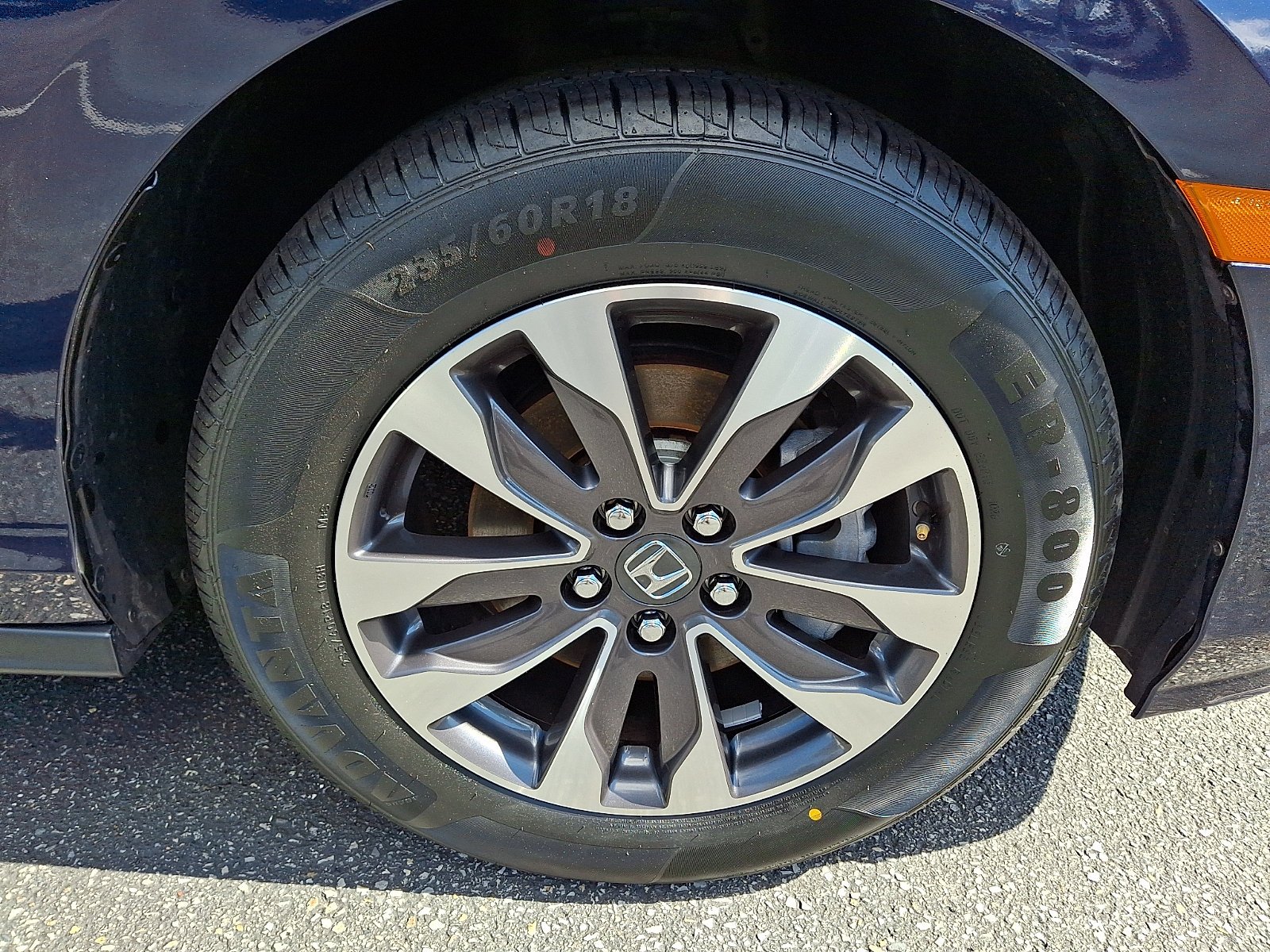 2024 Honda Odyssey EX-L - Photo 8