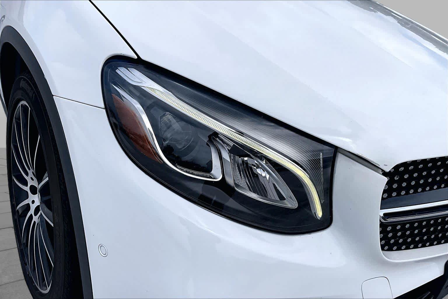 Used 2017 Polar White Mercedes-Benz AMG® GLC 43 image 28