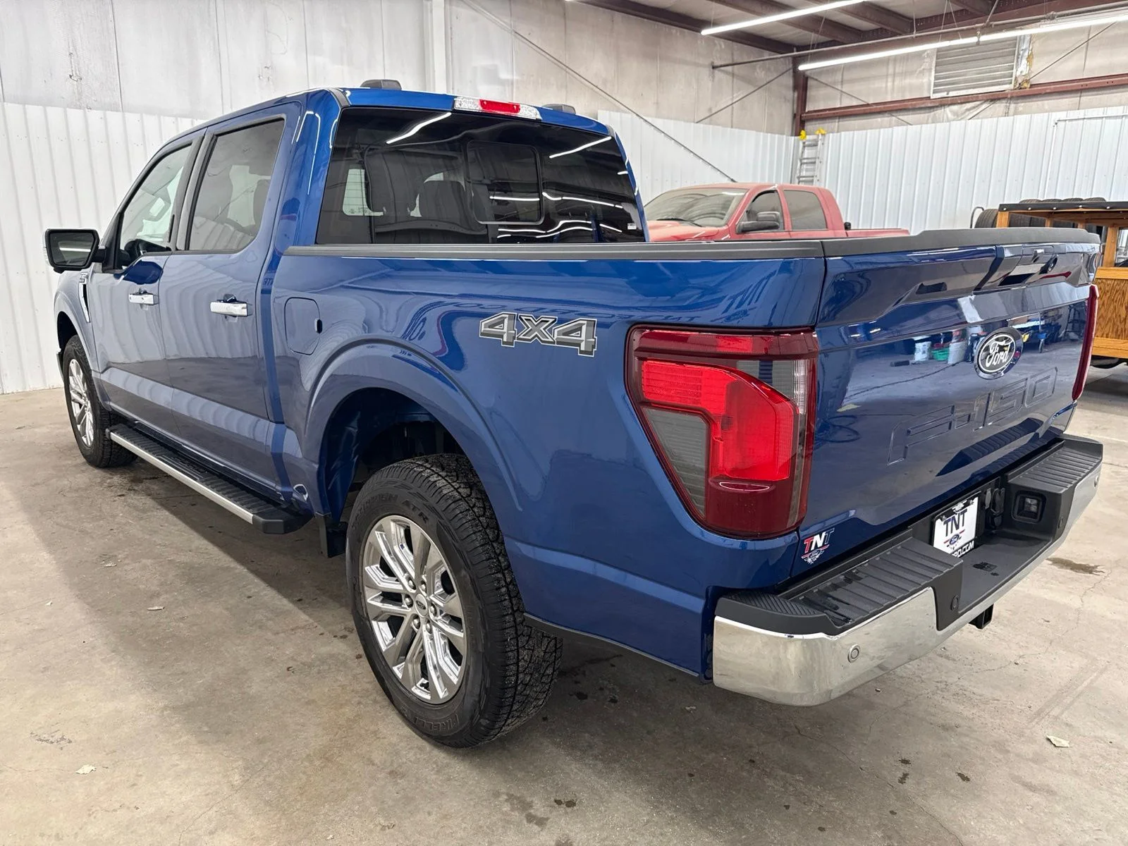 Used 2024 Blue Metallic Ford XLT image 6