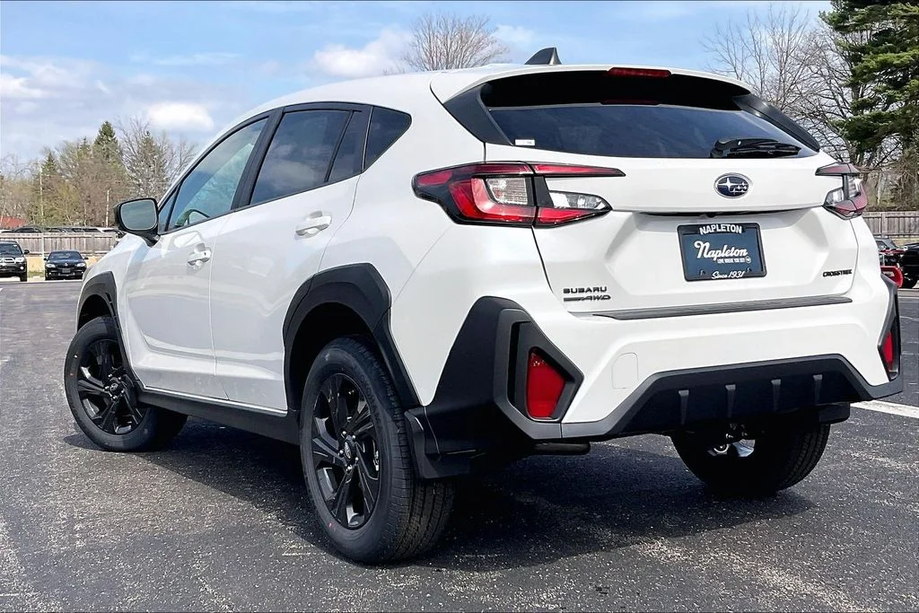 New 2026 CRYSTAL WHITE PEARL Subaru Base image 3