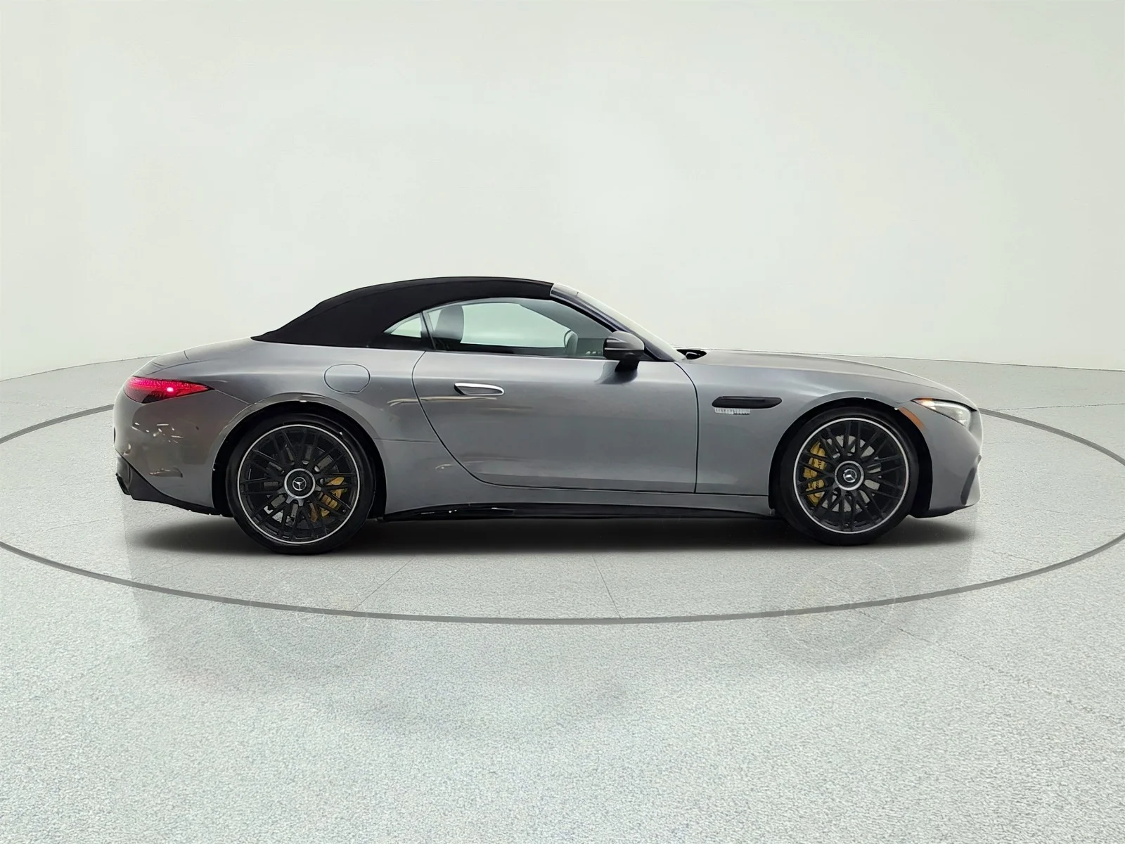 Used 2022 Selenite Grey Metallic Mercedes-Benz AMG® SL 55 Roadster image 4