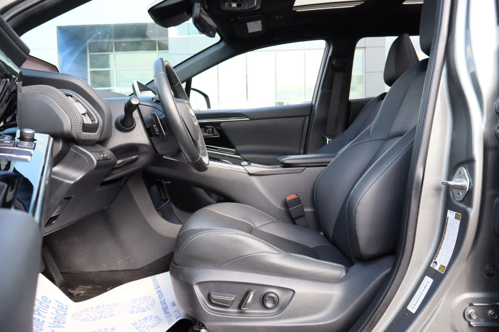 Used 2023 Smoked Carbon Subaru Touring image 13