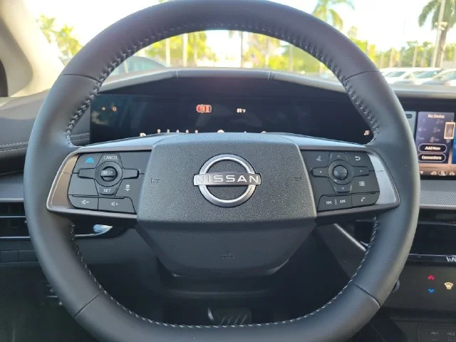 New 2027 Everest White Pearl TriCoat Nissan SL image 15