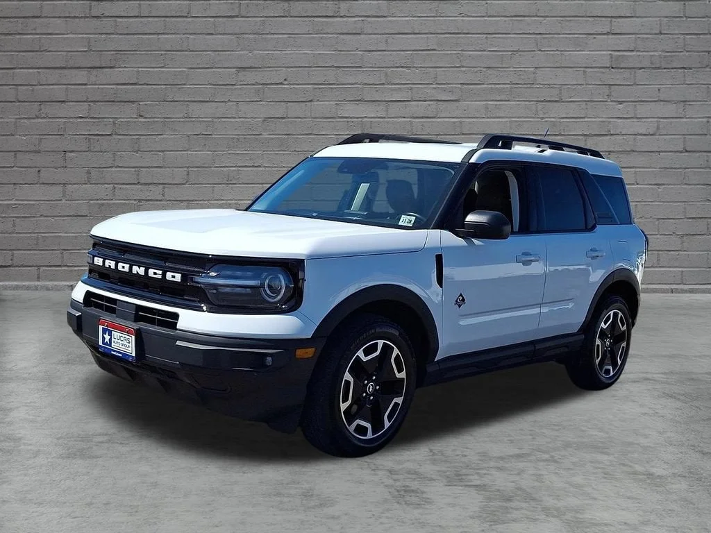 Used 2023 White Ford Outer Banks image 34