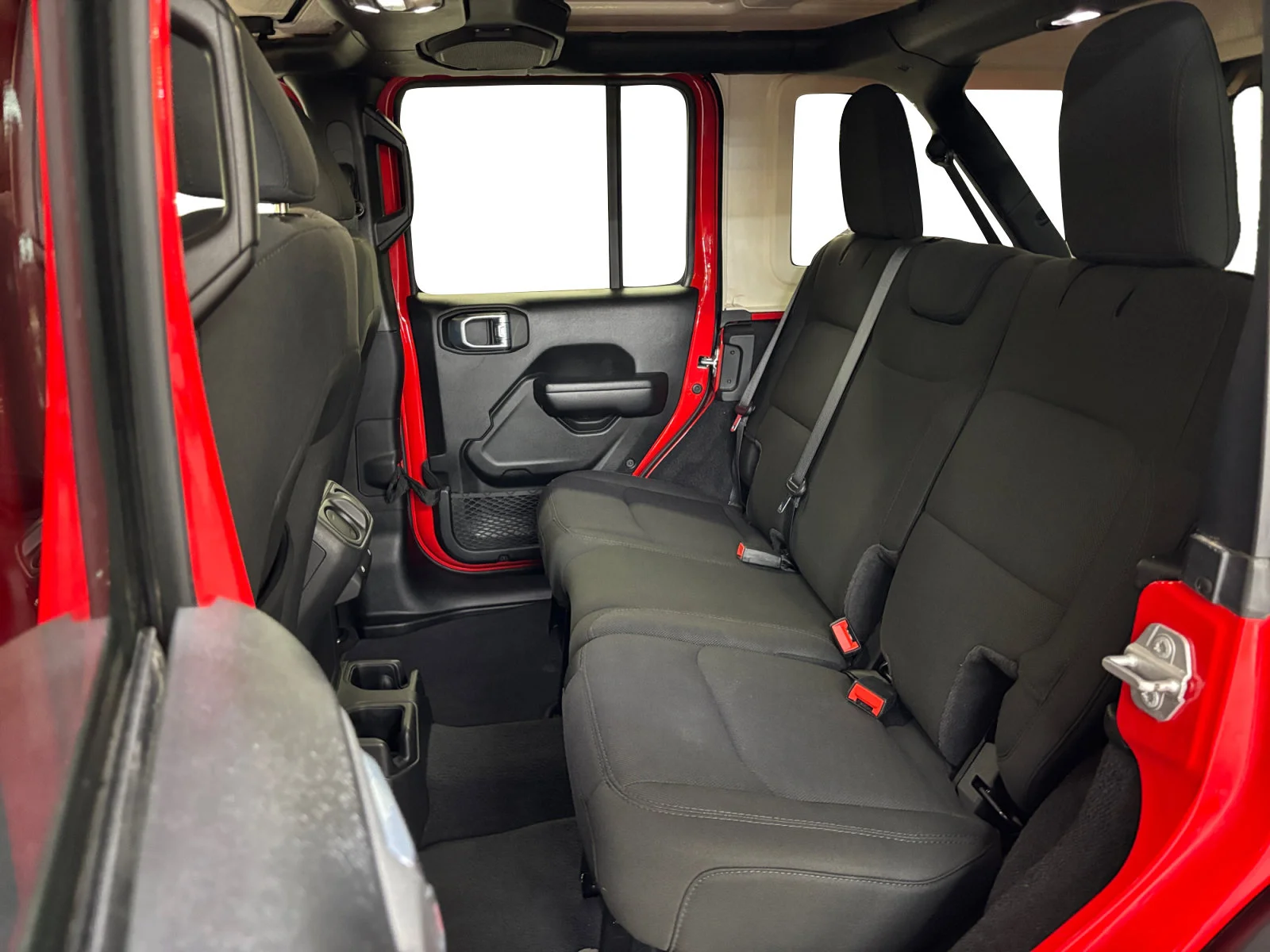 Used 2021 Firecracker Red C/C Jeep Unlimited Sport image 16