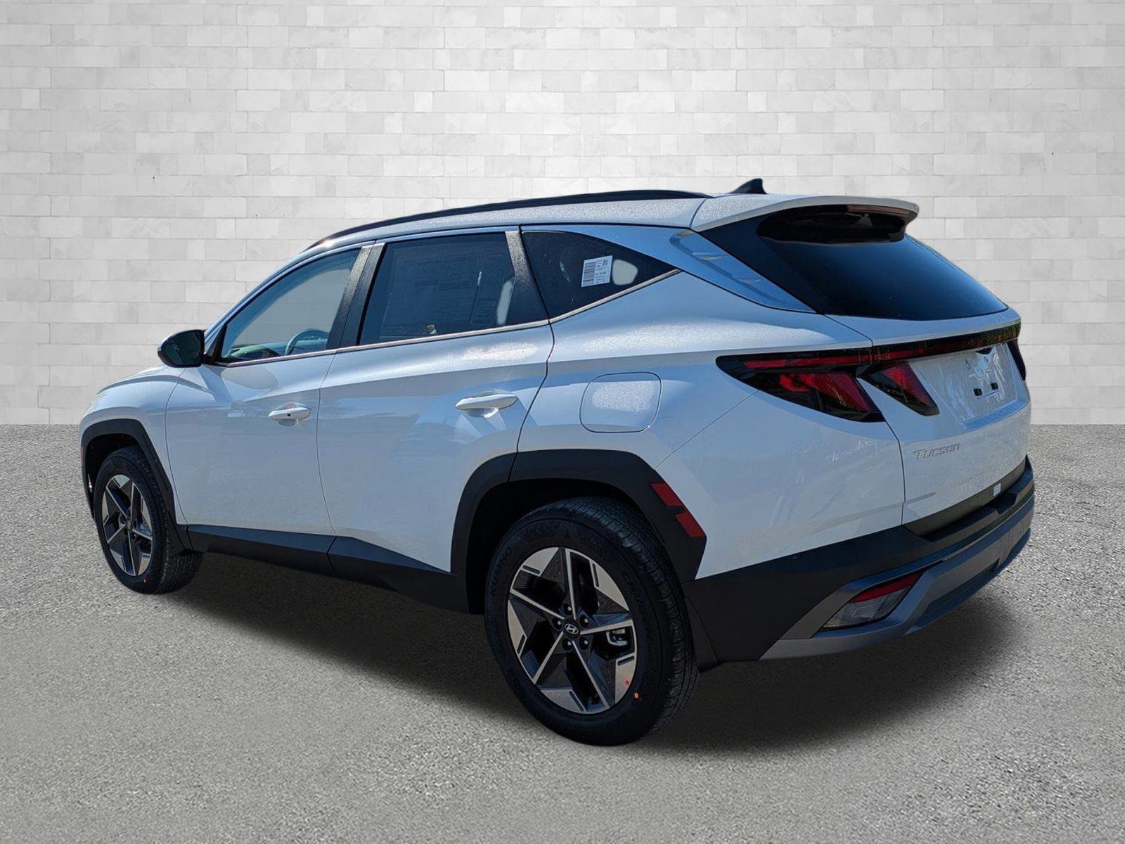 New 2026 Serenity White Pearl Hyundai SEL AWD image 4