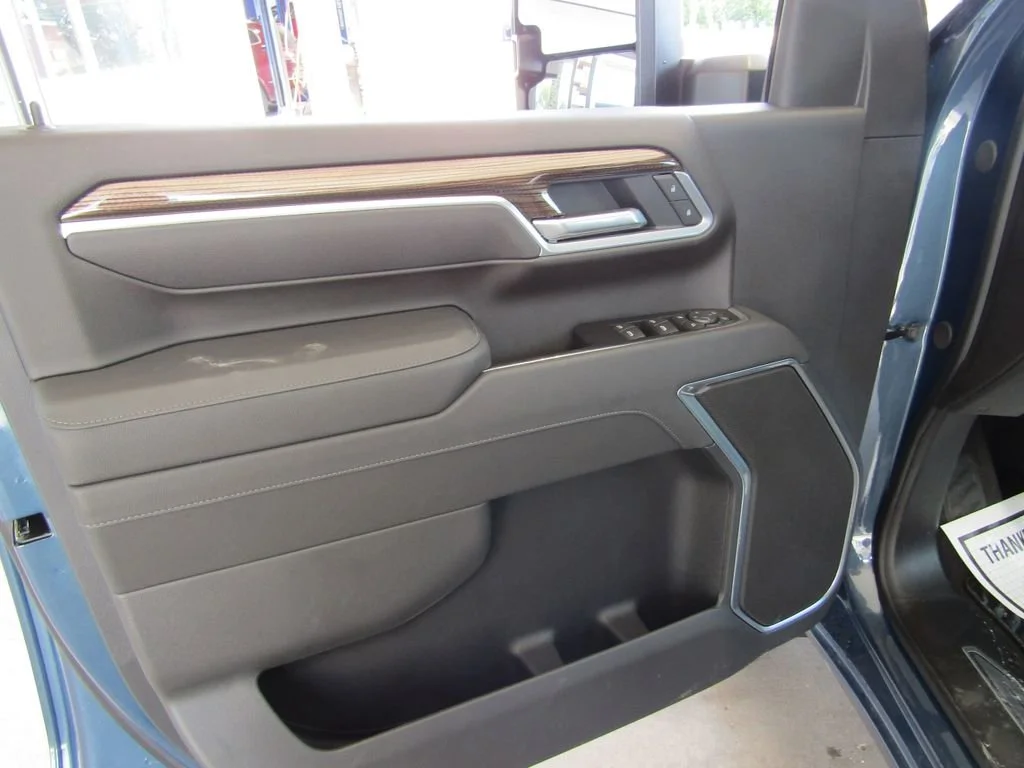 New 2026 Lakeshore Blue Metallic Chevrolet LT image 23
