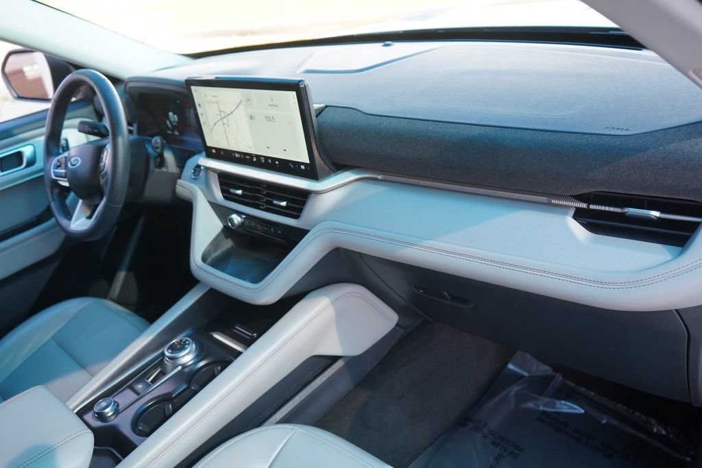 Used 2025  Ford Active image 18