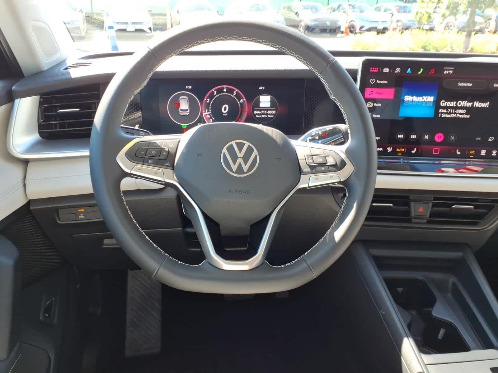 Certified Used 2025 Deep Black Pearl Volkswagen SE image 14