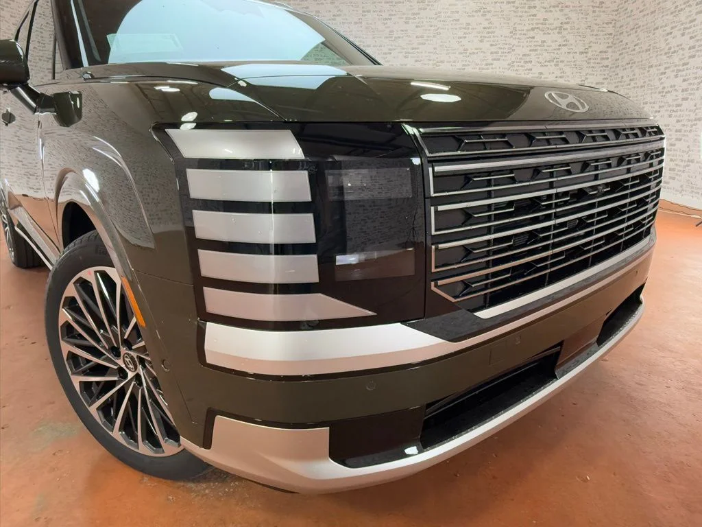 New 2026 Titan Charcoal Pearl Hyundai Calligraphy image 10
