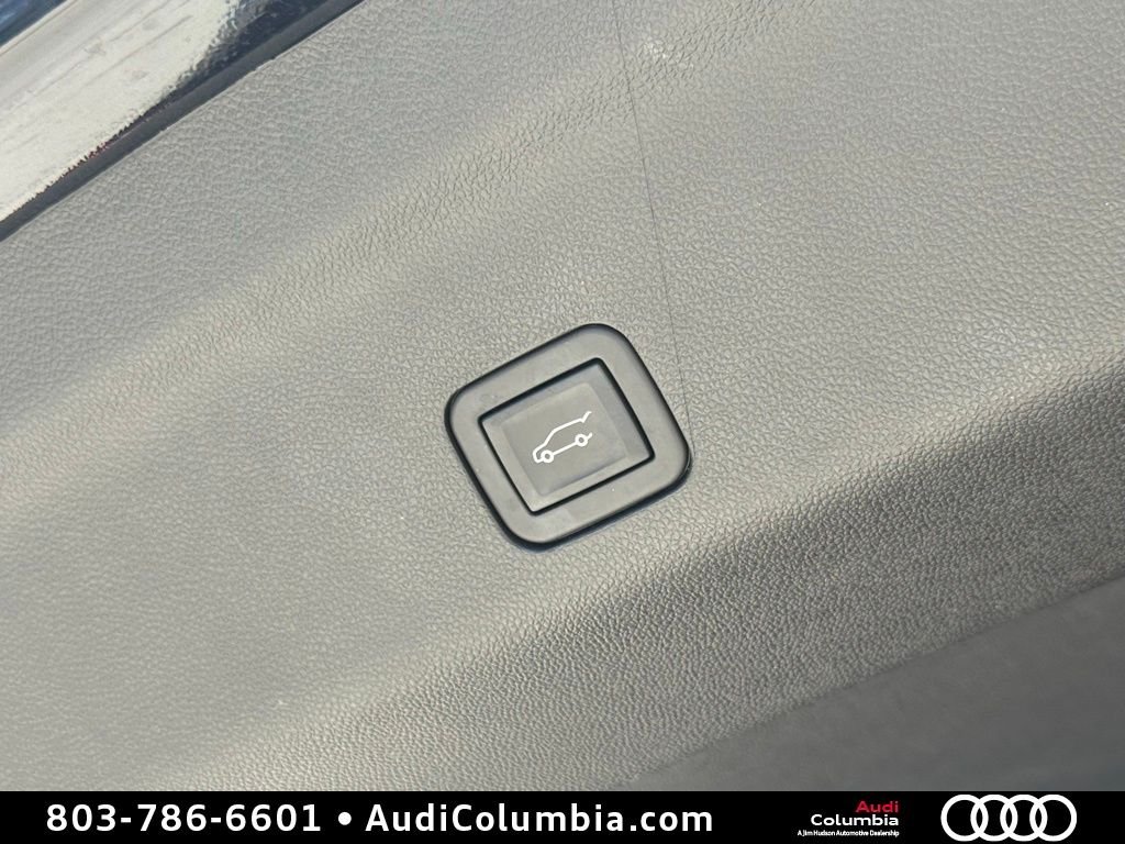 Used 2023 Black GMC Denali image 18