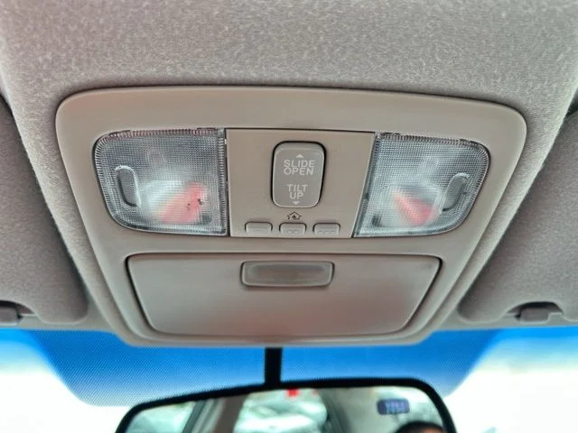 Used 2005 Phantom Gray Pearl Toyota XLE image 46