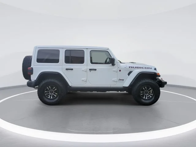 Used 2025 White Jeep Rubicon X image 9