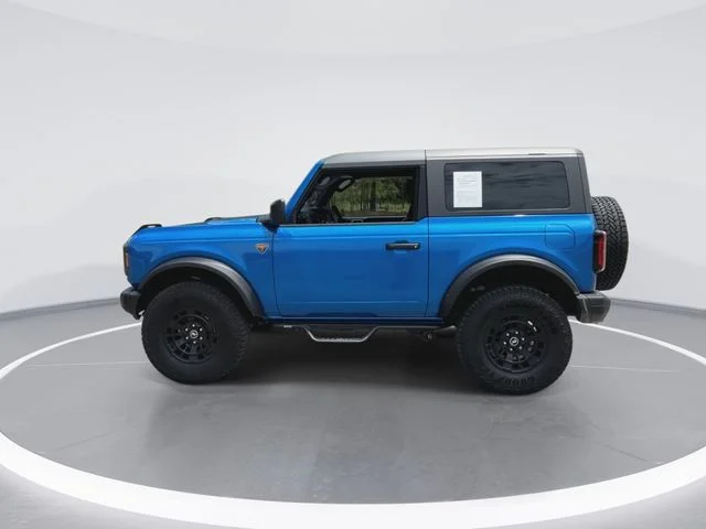 Used 2026 Blue Ford Badlands image 7