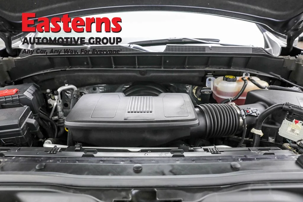 Used 2023 Gray Chevrolet LT image 7
