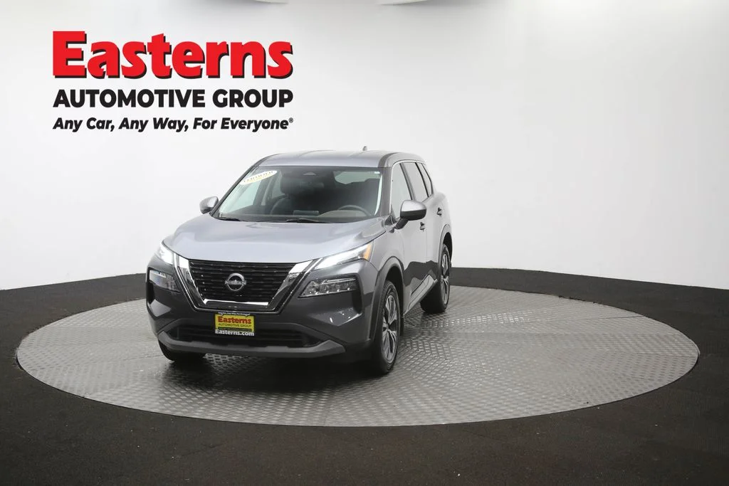 Used 2023 Gray Nissan SV image 53