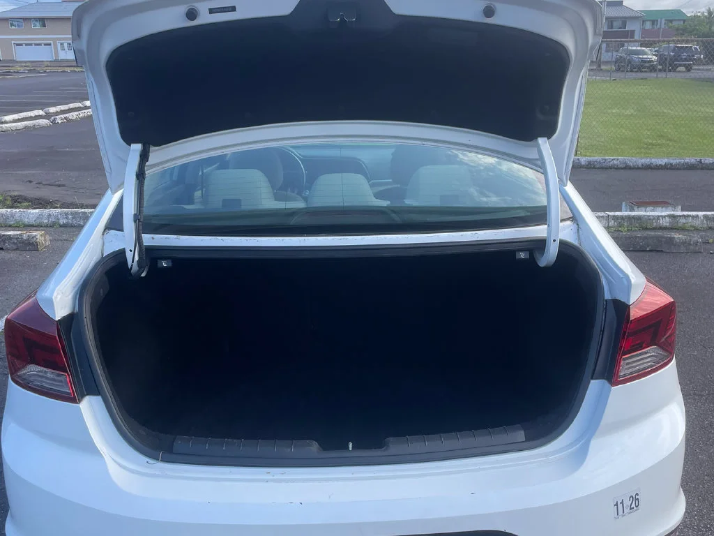 Used 2020 White Hyundai Value Edition image 10