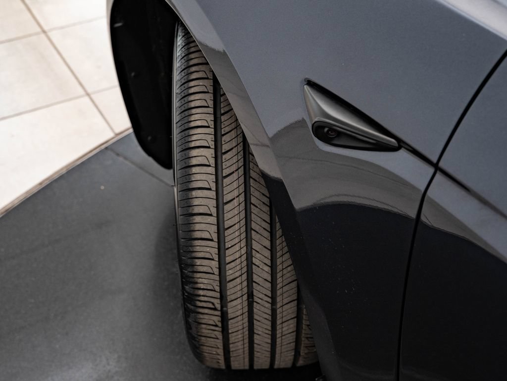 Used 2024 Stealth Gray Tesla  image 39