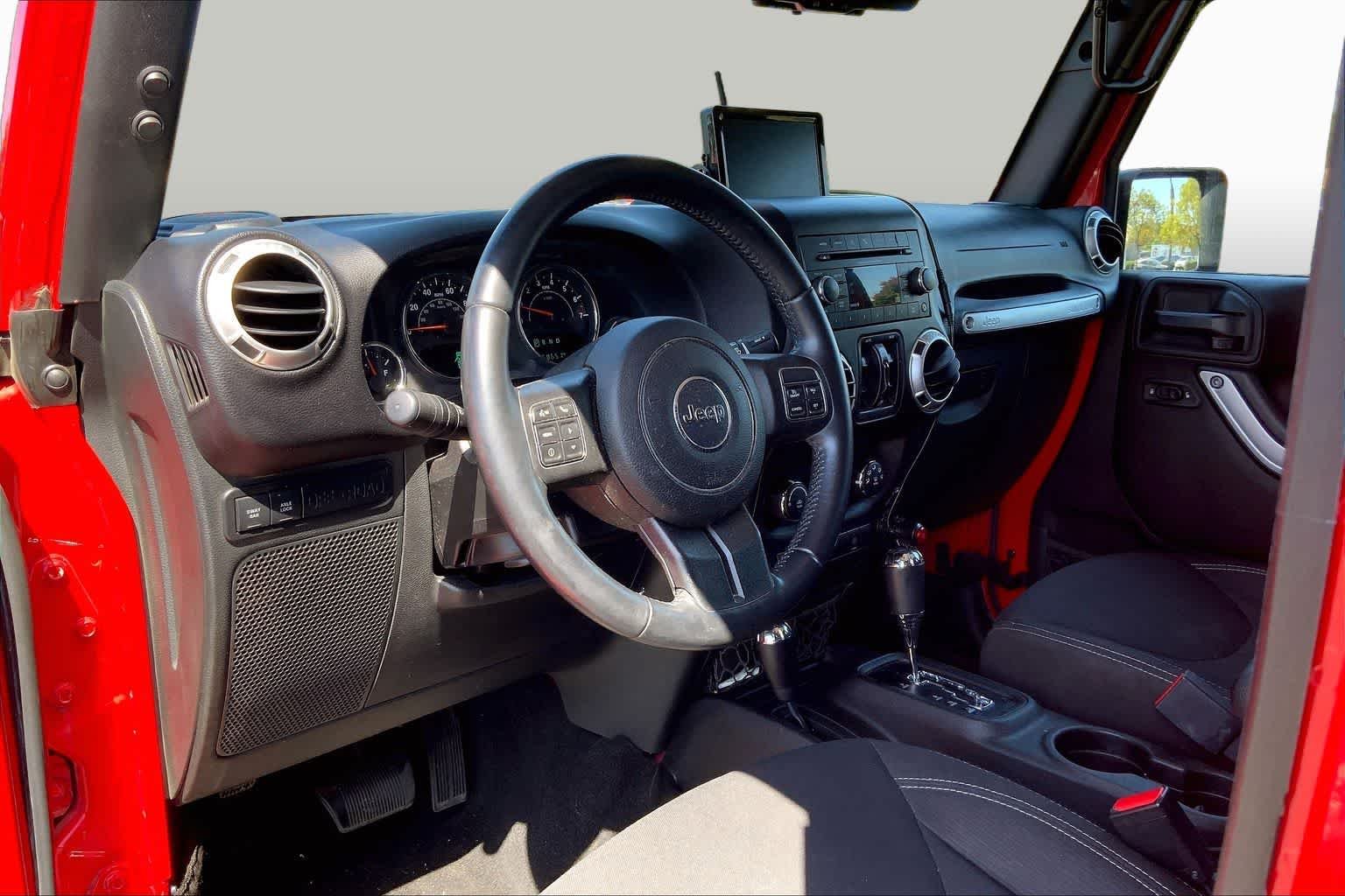 Used 2017 Firecracker Red Clearcoat Jeep Rubicon image 16