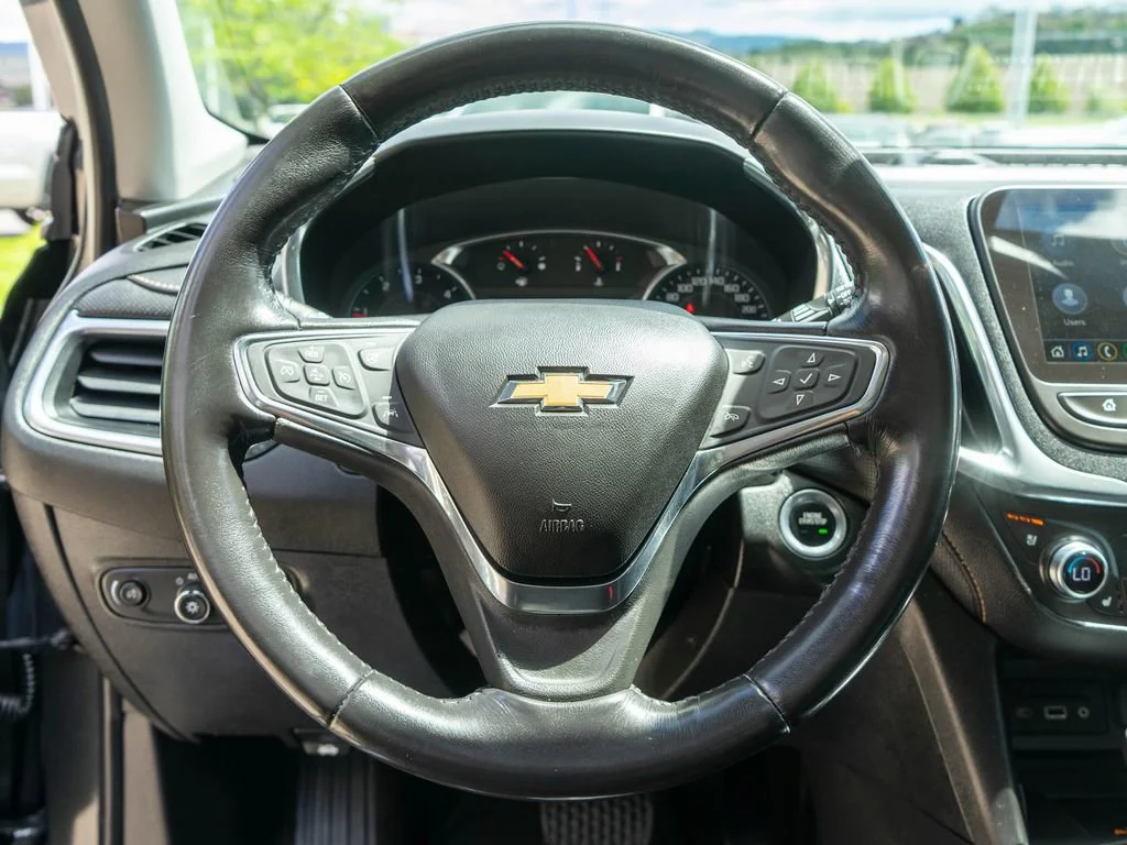 Used 2019 Gray Chevrolet Premier image 16