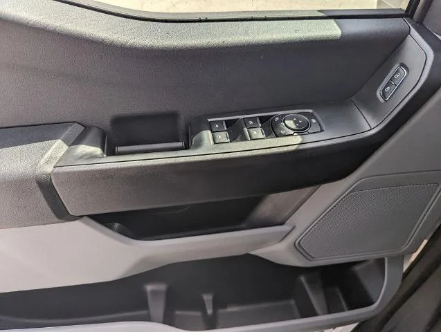 2026 Ford F-350 Super Duty XL - Photo 30