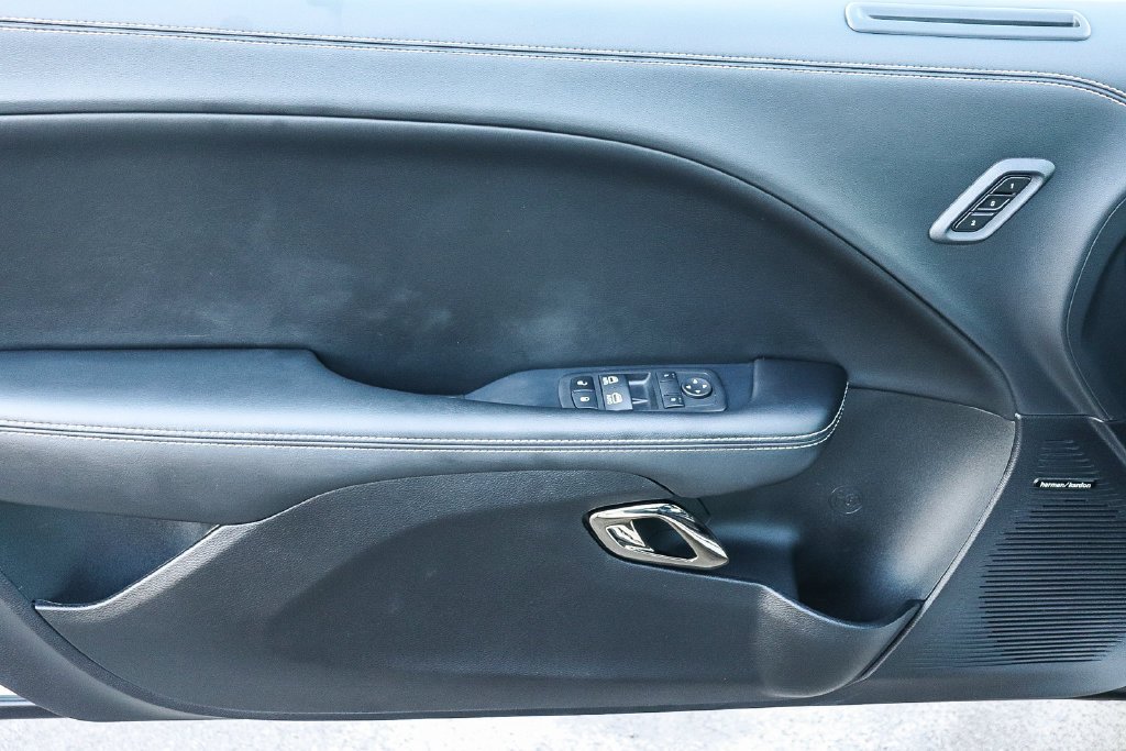 Used 2023 White Dodge SRT Hellcat Jailbreak image 23