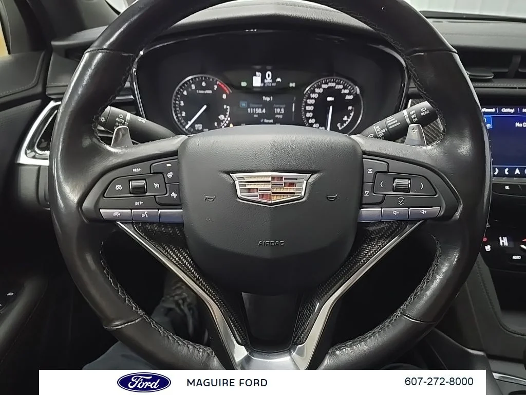 Used 2021 White Cadillac Sport image 22