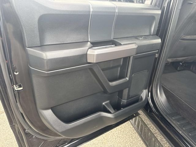 Used 2019 Agate Black Metallic Ford XLT image 21